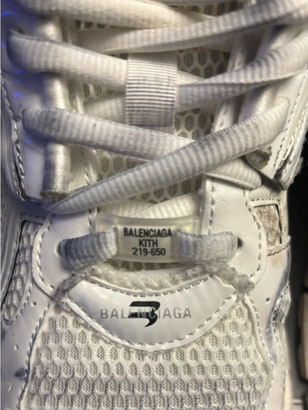 Balenciaga Runners ‘White’ - Picture 5 of 11